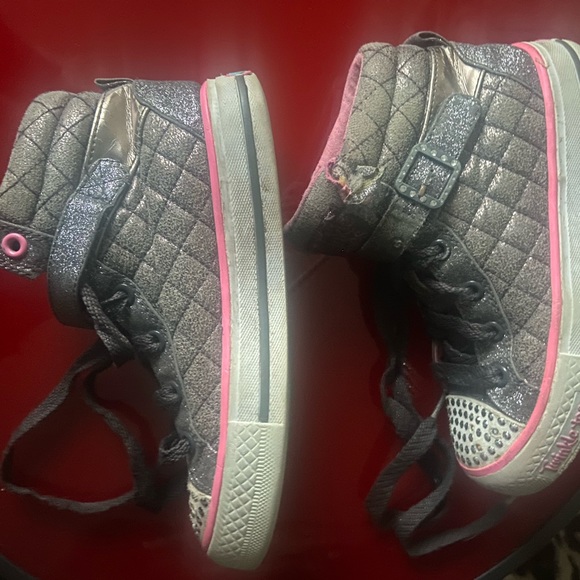Skechers Twinkle Toes light-up toe sparkling high-tops with Velcro buckle strap - Picture 5 of 11